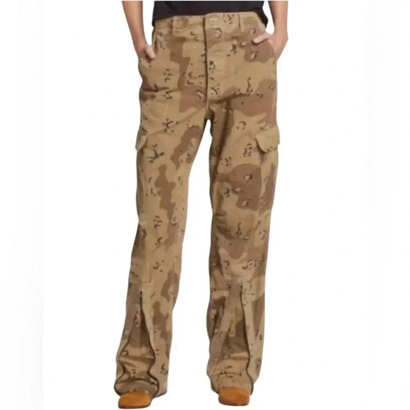 Re/Done Pants - Re/Done New NWT Upcycled Cargo Pants Desert Camo Size Small